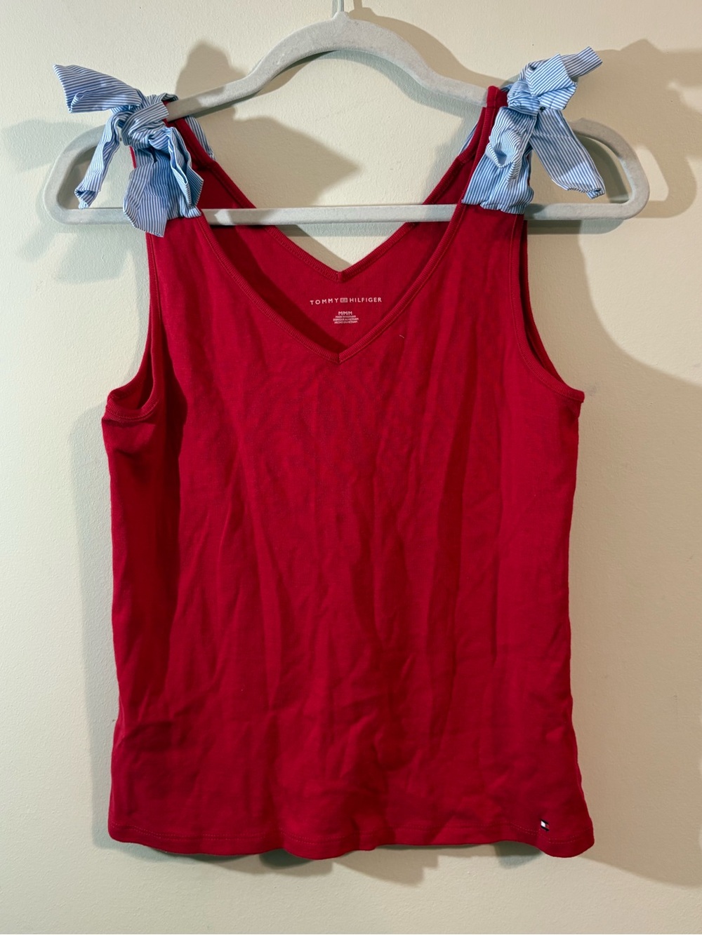 Tommy Hilfiger V-neck tank women’s medium red blue seersucker bow on shoulder